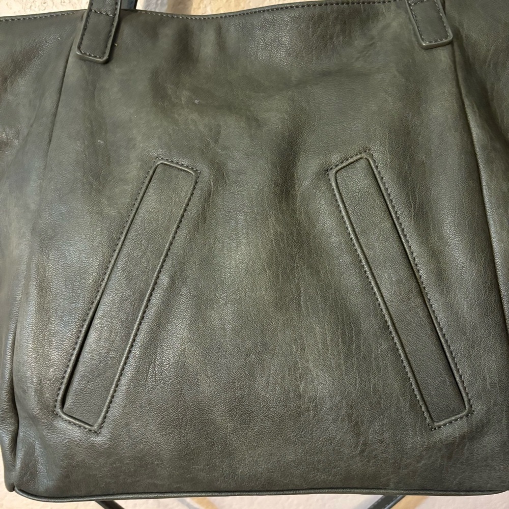 Antik Kraft Tote Bag Calliope Muted Olive Vegan Leather SOLD OUT ONLINE - Picture 7 of 16